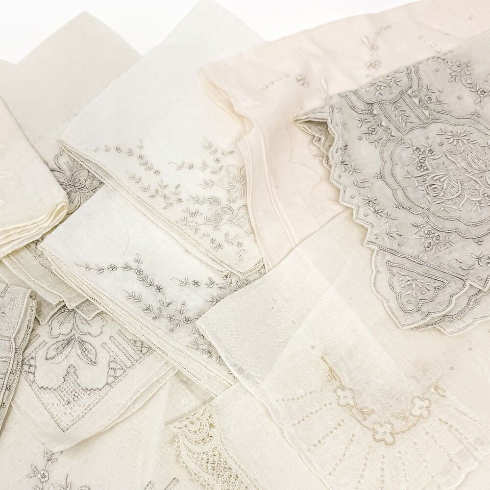 Lot 15 Vintage White Hankies Embroidered Lace Wedding Bridal Handkerchiefs